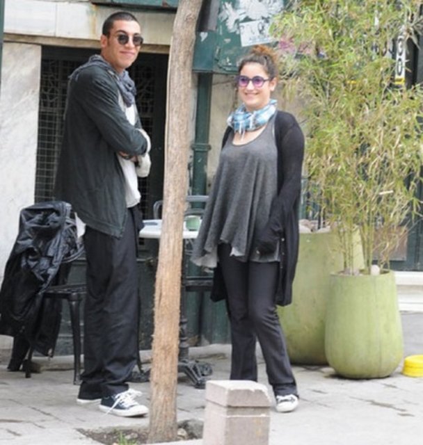 Yeni görüntüsüyle herkesi şaşırttı!  - Oyunculuk eğitimi almak için gittiği Amerika'dan dönen ve yeni dizisi için tenis dersleri alan, beslenmesine dikkat eden Hazal Kaya kısa sürede eski formuna kavuşmuştu.