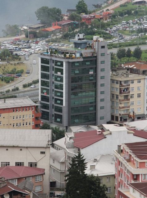 Topuk, "11. kata çıkışına kadar bize maliyeti 15 bin TL'yi buldu. Bar sayesinde müşteri sayımızda artış oldu" diye konuştu