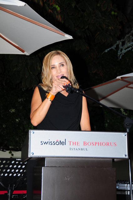MONİKA SCHUMUTZ KIRGÖZ
