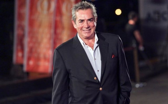 Önceki gün Türkiye'ye dönen sanatçı, 26 gün boyunca enerji depoladığını belirterek "Gerçekten çok özel bir yer Tayland. Adalar Tanrı'nın bir lütfu. İnanılmaz bir turizm kültürleri var. Halk çok sempatik. Turizmi sanat yapmışlar" dedi.