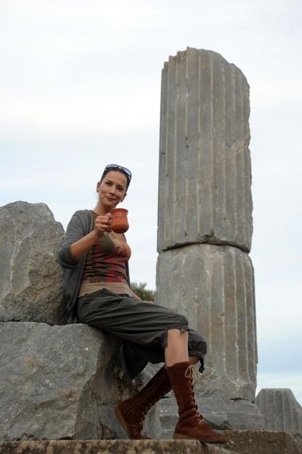 Filmde hemşire rolünü canlandıran olan oyuncu, "Bu filme eğlenmek isteyenler gelsin" derken, sendikadaki görevini Meltem Cumbul'a devrettikten sonra sinema filmlerine yoğunlaştığını söyledi.