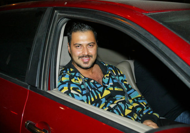 3 senedir bir kız arkadaşım var. Hiç evlenmedim. Bu sene inşallah bir yüzük takacağız. Tülin'le hiç görüşmüyorum. Ne yaptığından haberim yok. Kız arkadaşım yasak koydu zaten.