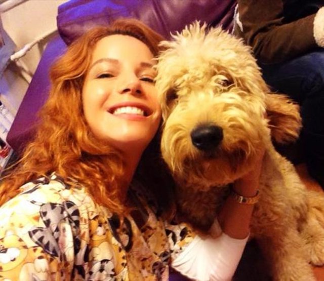 Çarli dizisi 2000'lerin hemen başında sona erdi ve aynı tarihlerde 2001'de Çağlar Kondu da Veterinerlik Fakültesi'nden mezun oldu...