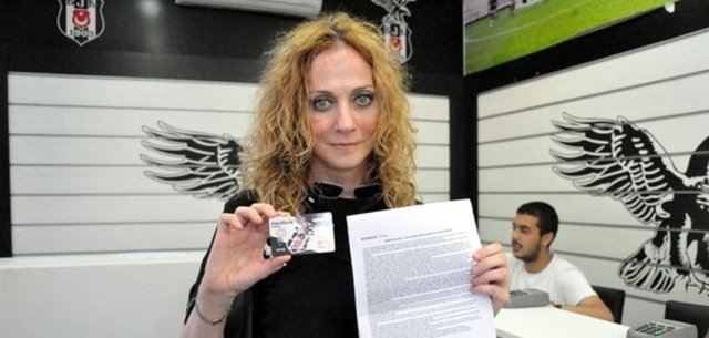 Itır Esen tam bir Beşiktaşlı