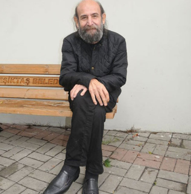 Sevilen oyuncunun zihinsel yönden bazı sıkıntılarının olduğu ve bazı organlarının da zarar gördüğü belirtilirken, kimseyle görüştürülmediği ifade edildi.