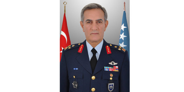 Hava Kuvvetleri Komutanı: Org. Akın Öztürk