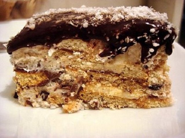 Ramazan boyunca farklı bir beslenme türündeydik. Şimdi sağlıklı bir şekilde normal beslenme düzenine geçmemiz gerekiyor. İşte bu konuda dikkat edilmesi gereken kurallar: