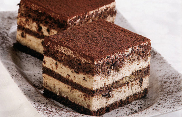 2 - Gündüz saatlerinde bol miktarda alkali ılık su için.