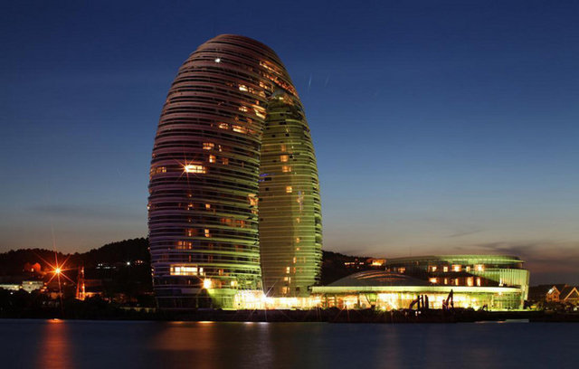 Bunlardan biri de Huzhou kentindeki Sheraton Oteli. -