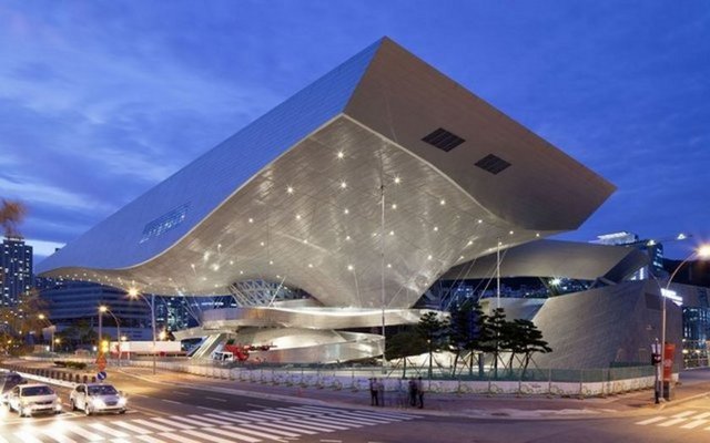 Busan Cinema Centre, COOP HIMMELB(L)AU Wolf D. Prix & Partner ZT GmbH, South Korea