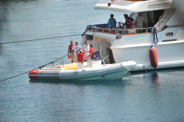 HÜSNÜ - AYŞE, MURAT ÖZYEĞİN
