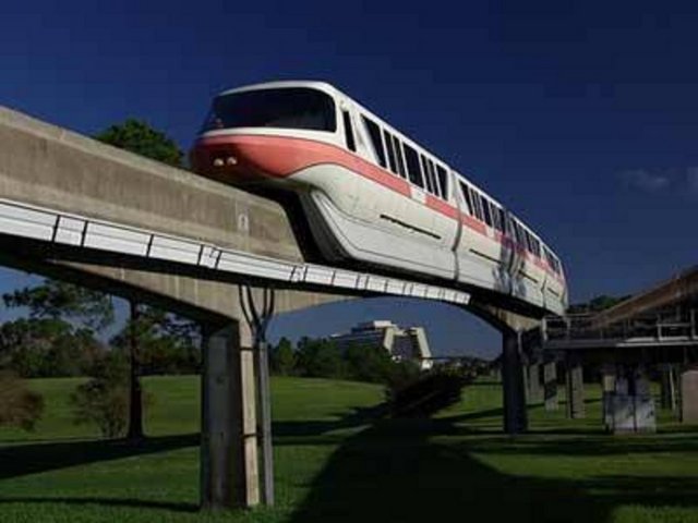 Ataşehir - Ümraniye : 10.5 km -  -  -  -  -