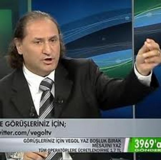 Selçuk Yula, Fenerbahçe forması giydiği 1981-1982 sezonunda 16 gol, 1982-1983 sezonunda ise 19 golle gol krallığı yaşadı.