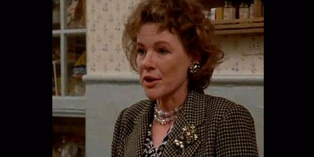 1987 - En İyi Yardımcı Kadın - Dianne Wiest (Hannah and Her Sisters)