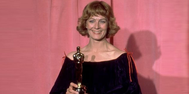 1978 - En İyi Yardımcı Kadın - Vanessa Redgrave (Julia)