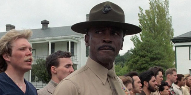 1983 - En İyi Yardımcı Erkek - Louis Gossett Jr. (An Officer and a Gentleman)