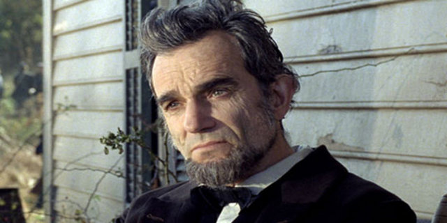 2013 - En İyi Erkek Oyuncu -  - Daniel Day Lewis, (Lincoln)
