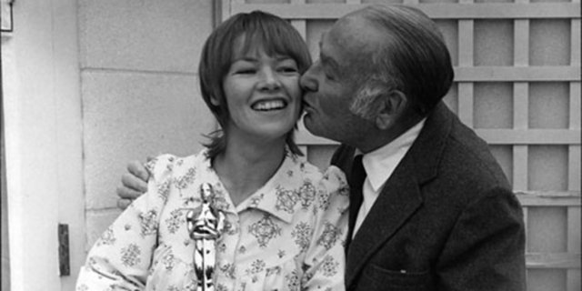 1970 - En İyi Kadın Oyuncu - Maggie Smith (The Prime of Miss Jean Brodie)