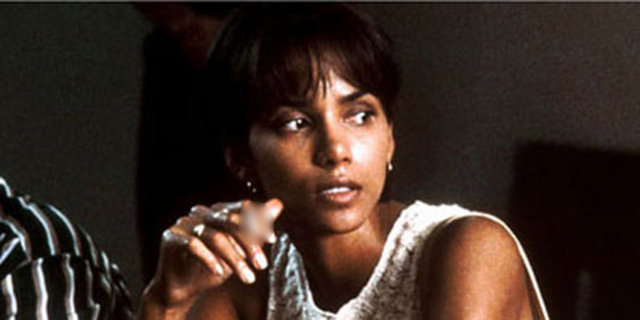 2002 - En İyi Kadın Oyuncu - Halle Berry (Monster's Ball)