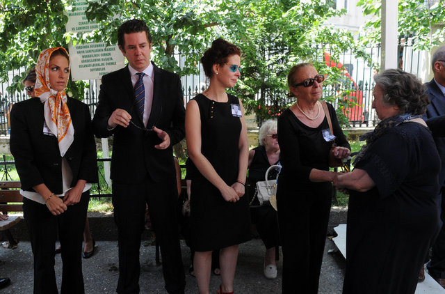İnal Batu için Teşvikiye Cami'nde cenaze töreni düzenlendi.