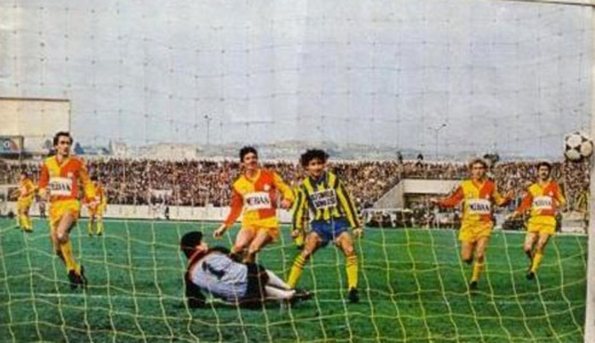  Selçuk Yula son olarak 1991-1992 sezonunda Galatasaray’da futbolu bıraktı.