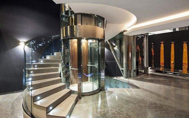 BULUNDUĞU YER: İsviçre-Cenevre