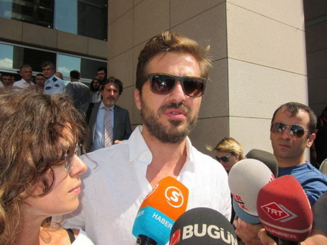 "Dosyada gizlilik kararı olduğu için açıklama yapamayacağız. Dosya kalabalık olduğu için iki gün sürdü. Böyle bir durumun içinde kalmak bizi rahatsız etti." -