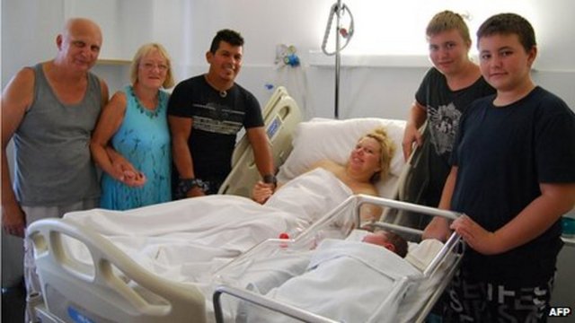 Doktorlar, 'Maria Lorena' ismi verilen bebeğin ve annesinin durumunun iyi olduğunu bildirdi.  -