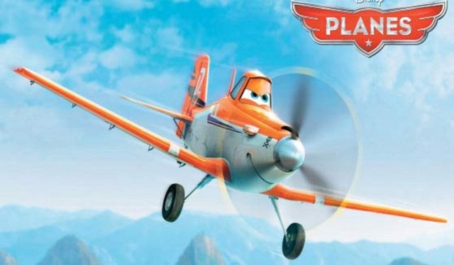 Uçaklar Planes (2013) Cars ekibinin gökyüzüyle ilgili bir animasyon hazırladığını duyunca, nasıl bir iş çıkaracaklarını merak ettim ve araştırdım. Senaryoya göre tek pervaneli, 680 beygir gücündeki kasaba uçağı Dusty, başarılı bir akrobasi uçağı olmak ister. Ancak akrobasi uçaklarının ne tasarımına ne de cesaretine sahiptir. Donanma uçağı Skipper'dan yardım alan Dusty, şampiyon uçak Ripslinger'la yarışabilecek düzeye gelmek için eğitilir. Planes'in galası, 3 Ağustos'ta dünyanın en büyük havacılık festivali EAA AirVenture Oshkosh'ta yapıldı. Dusty'yi Mustafa Sandal'ın seslendirdiği film, ülkemizde 23 Ağustos'ta vizyona girecek. IMDB Notu: Henüz değerlendirilmedi.