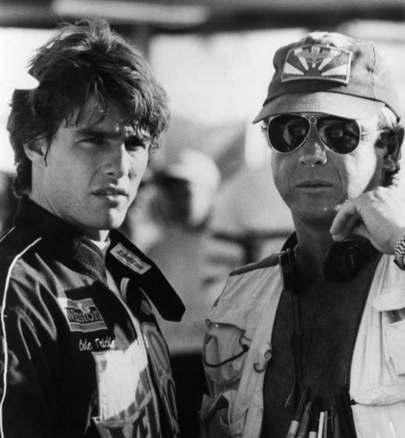Ancak bir film çekildiği zaman da Top Gun gibi klasikleşebiliyor. -
