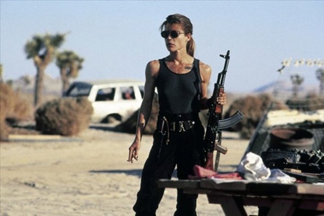 Linda Hamilton, "Terminator 2" adlı filmde.
