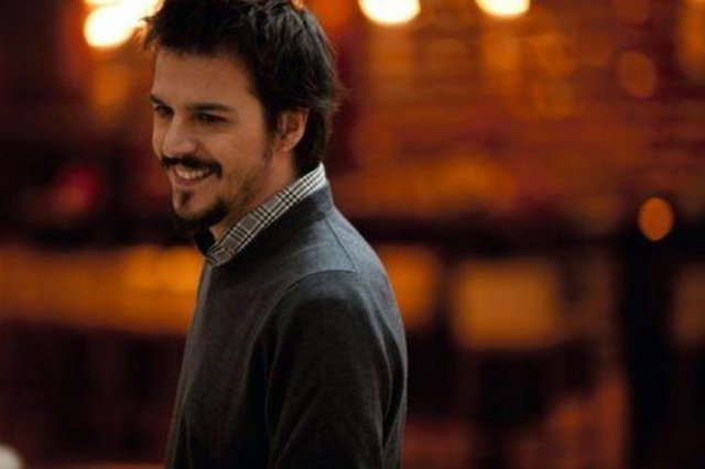 Rolü biter bitmez soluğu ailesiyle Tayland'da aldı...