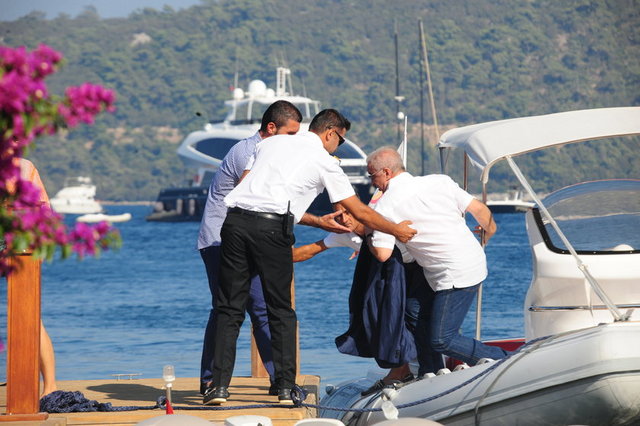ÜNAL AYSAL, EMİR SARIGÜK
