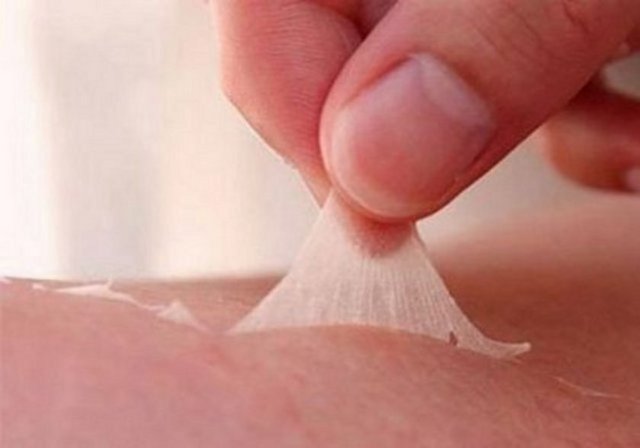 İşte diğer ilginç bilgiler...  -  - Bir insan hayatı boyunca ortalama 22 kilogram deri kaybediyor... -  -
