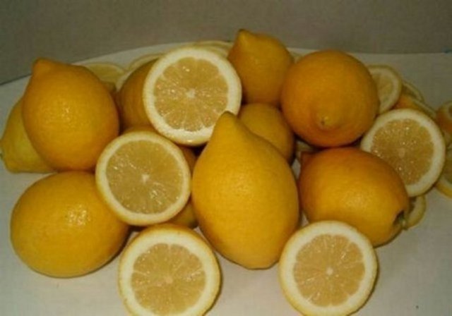 Bir kilo limonda bir kilo çilekten daha fazla şeker vardır... -