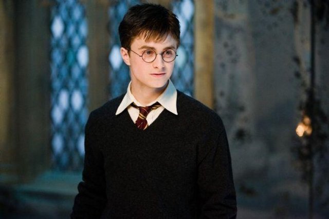 Daniel Radcliffe´in canladırdığı Harry Potter, Galler Prensi Harry´den daha zengindir.