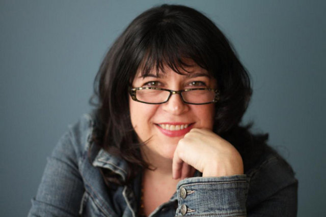 1. E.L. James (95 milyon dolar)