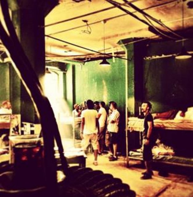 TOLGAHAN SAYIŞMAN - İstanbul uyur biz çekmeye devam ederiz 03:57 Büyük Sürgün setinden -