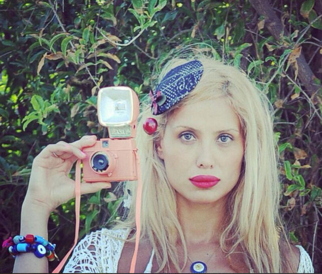 ESRA CEYDA ERSOY İlk "Ciciş" böyle fenomen olmuştur.Aslında ben size ciciş demiştim ama biz ciciş olduk:)