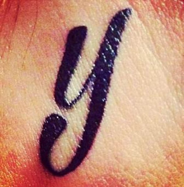 YELİZ ŞAR - Canım kocam bileğine baş harfimi yazdırdı ne büyük gurur