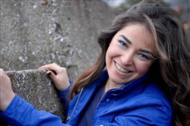 AYDAN KAYA - Pop star olamadı ama Elveda Derken adlı dizide oynadı.