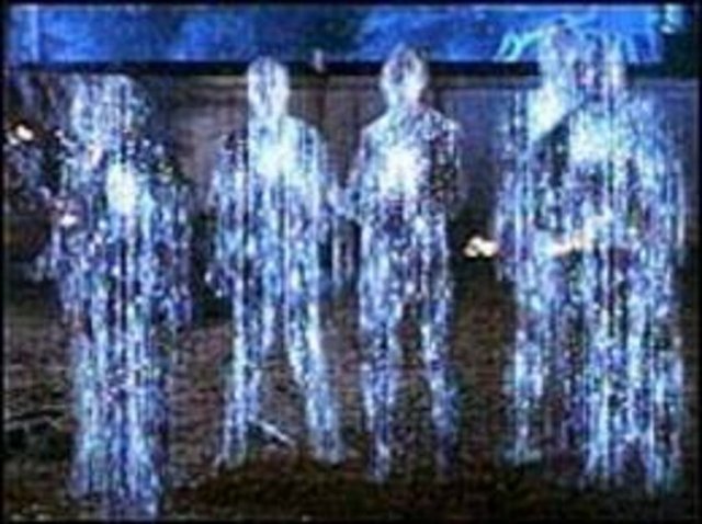 gelecekte kuantum bilgisayarlarla elde edilebilecek inanılmaz işlem gücüne dair önemli bir örnek sundu.