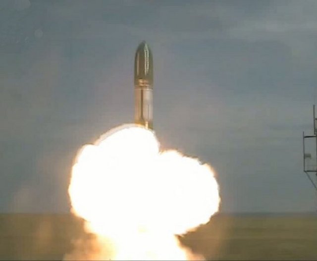 TÜBİTAK UZAY tarafından tasarlanıp üretilen RASAT uydusu, geçtiğimiz hafta - yörüngedeki ikinci yılını doldurdu. TÜBİTAK da uydunun ikinci yılı - nedeniyle uzaydan çekilen Türkiye ve İstanbul haritalarını yayınladı.