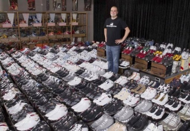 Jordan Michael´in ayakkabı koleksiyonu. 2500´ten fazla çift biriktirmiş...