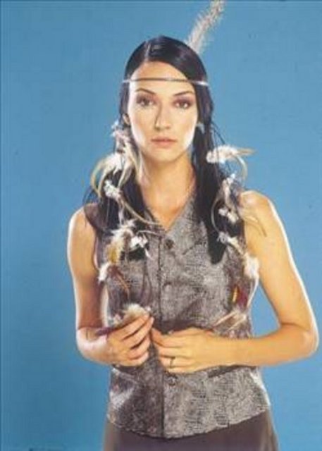 SEMA ŞİMŞEK - Sema Şimşek, podyumun en farklı fiziğe sahip en gözde mankenlerinden biriydi.