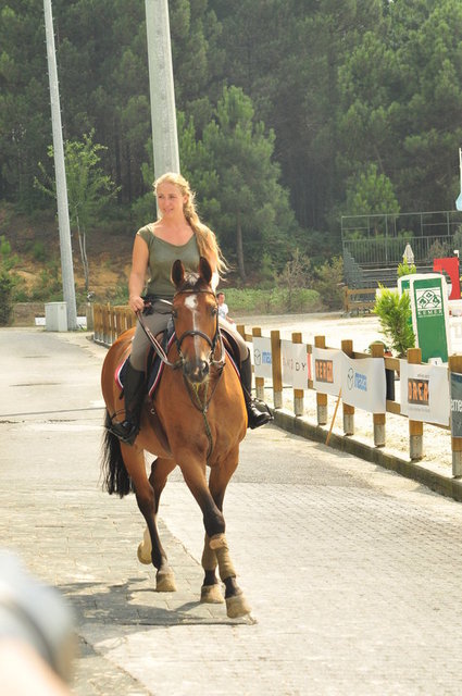 NESLİŞAH EVLİYAZADE