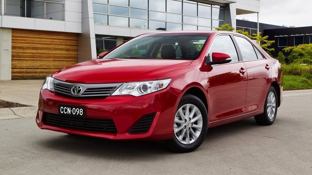 6-Toyota Camry - 6 aylık satış rakamı(2013):380,639
