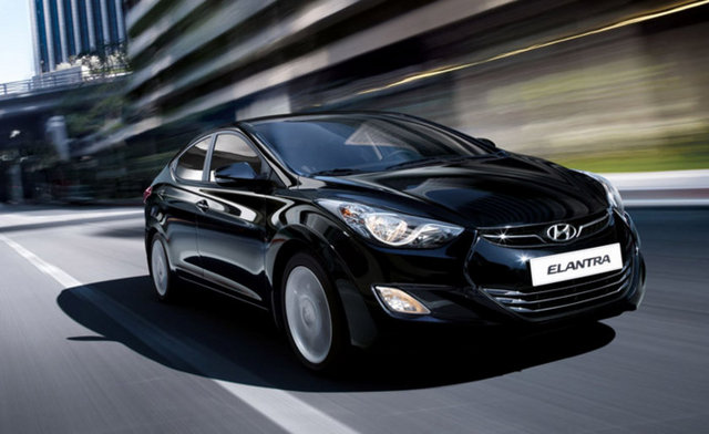 4-Hyundai Elantra - 6 aylık satış rakamı(2013):468,836