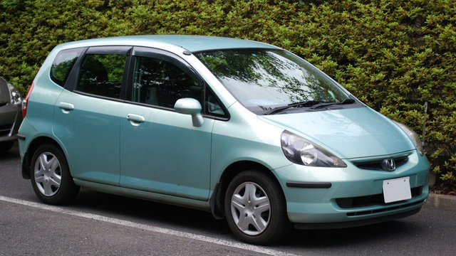 43-Honda Fit/Jazz - 6 aylık satış rakamı(2013):185,088