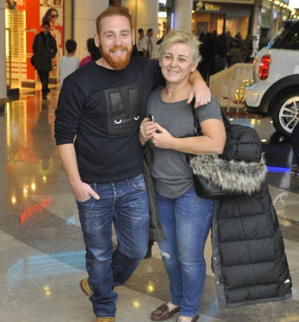 Furkan Kızılay ve annesi